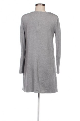 Kleid Mohito, Größe S, Farbe Grau, Preis 8,49 €