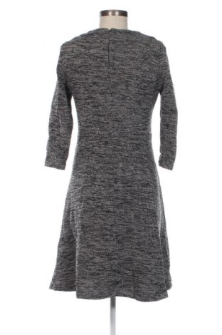 Kleid Mongul, Größe M, Farbe Grau, Preis 8,49 €