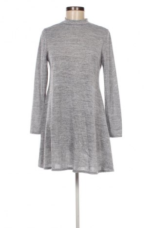 Kleid New Look, Größe M, Farbe Grau, Preis € 20,29