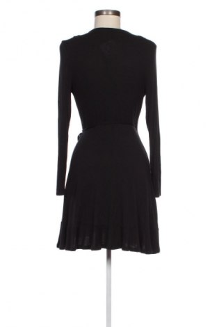 Kleid New Look, Größe S, Farbe Schwarz, Preis 15,58 €