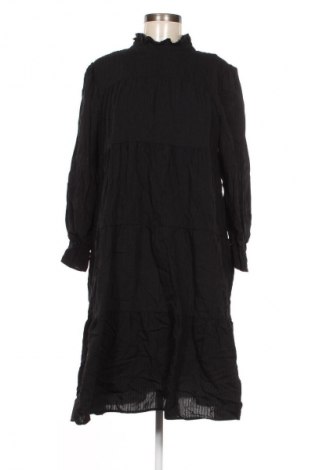 Kleid Pieces, Größe L, Farbe Schwarz, Preis 8,99 €