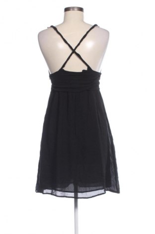 Rochie Pinko, Mărime M, Culoare Negru, Preț 337,99 Lei