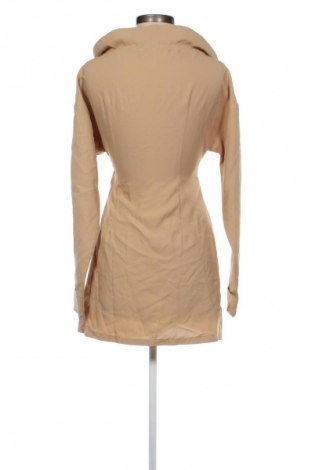 Kleid Pretty Little Thing, Größe S, Farbe Beige, Preis 7,99 €