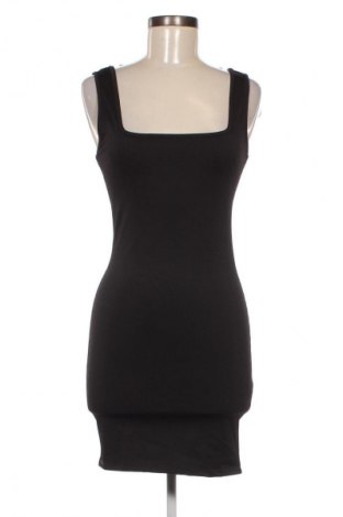 Rochie Pull&Bear, Mărime L, Culoare Negru, Preț 62,99 Lei