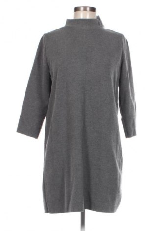 Kleid Pull&Bear, Größe M, Farbe Grau, Preis € 8,49