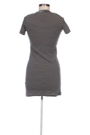 Kleid Pull&Bear, Größe S, Farbe Mehrfarbig, Preis € 11,49