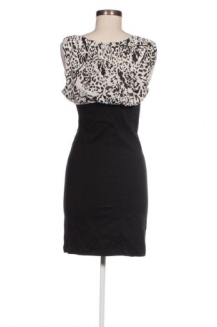 Rochie Rinascimento, Mărime S, Culoare Negru, Preț 175,99 Lei