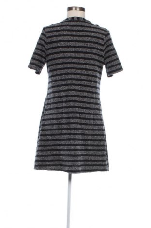 Kleid River Island, Größe M, Farbe Mehrfarbig, Preis 13,99 €