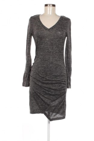 Kleid Selected Femme, Größe S, Farbe Grau, Preis € 8,99