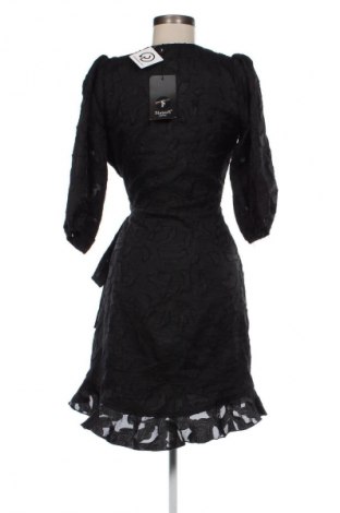 Kleid Sisters Point, Größe M, Farbe Schwarz, Preis € 33,49