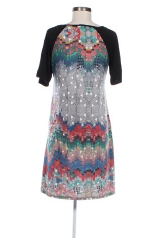 Rochie Smash, Mărime M, Culoare Multicolor, Preț 62,99 Lei