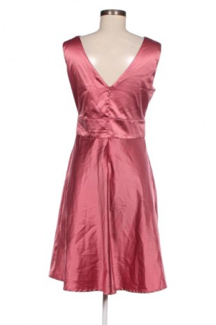 Kleid St-Martins, Größe M, Farbe Aschrosa, Preis 21,99 €