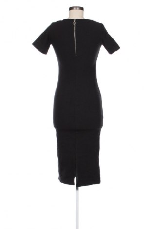 Kleid Stradivarius, Größe M, Farbe Schwarz, Preis 6,99 €