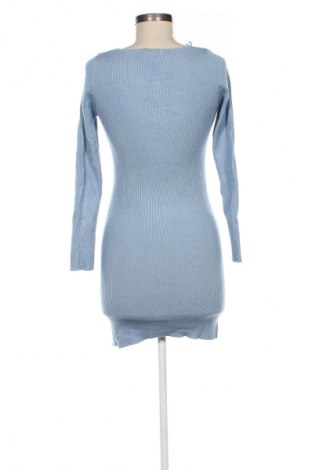 Kleid Stradivarius, Größe M, Farbe Blau, Preis 10,49 €