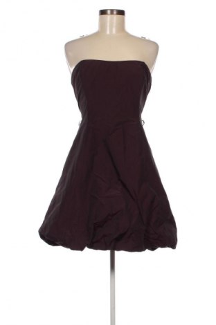 Kleid Swing, Größe M, Farbe Rot, Preis € 26,99