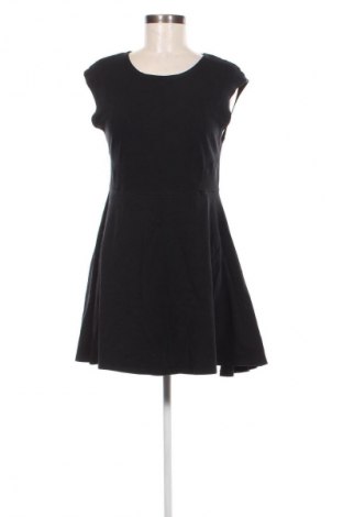 Kleid Topshop, Größe XL, Farbe Schwarz, Preis 30,99 €