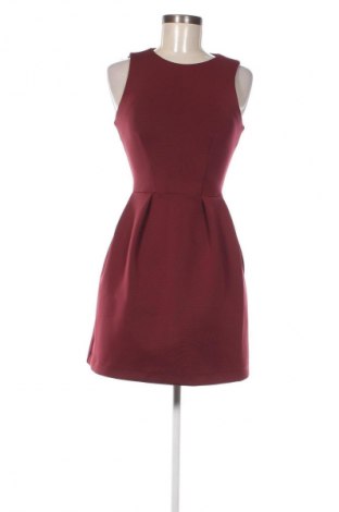 Kleid Topshop, Größe S, Farbe Rot, Preis 15,49 €