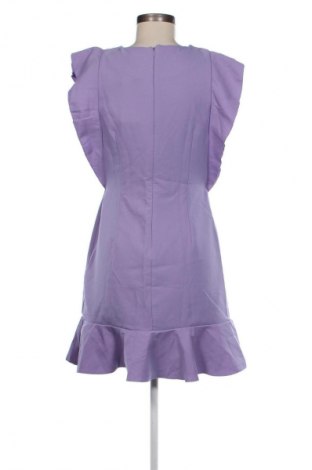 Kleid Trendyol, Größe M, Farbe Lila, Preis 42,49 €