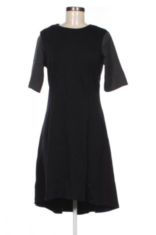 Rochie United Colors Of Benetton, Mărime M, Culoare Negru, Preț 63,99 Lei