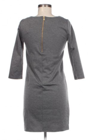 Kleid VILA, Größe XS, Farbe Grau, Preis € 3,99