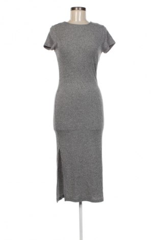 Kleid VILA, Größe XS, Farbe Grau, Preis € 12,49