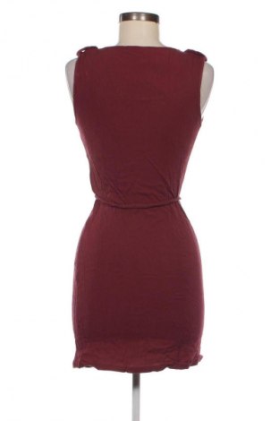 Kleid VILA, Größe XS, Farbe Rot, Preis 9,99 €