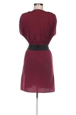 Kleid VILA, Größe S, Farbe Rot, Preis 12,99 €