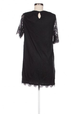 Rochie VILA, Mărime M, Culoare Negru, Preț 157,99 Lei