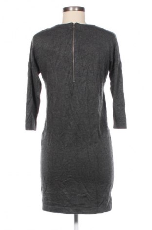 Kleid Vero Moda, Größe S, Farbe Grau, Preis 7,99 €