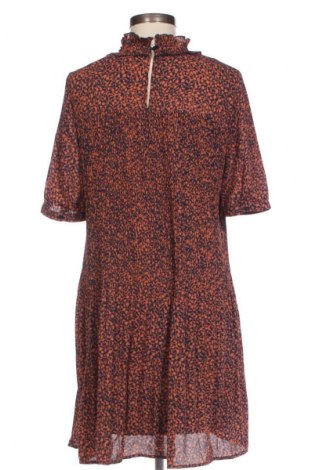 Kleid Vero Moda, Größe M, Farbe Mehrfarbig, Preis 12,99 €