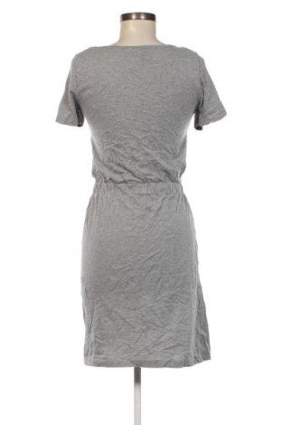 Kleid Vero Moda, Größe S, Farbe Grau, Preis 6,99 €