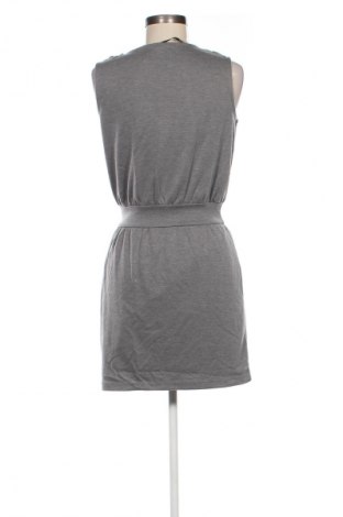 Kleid Vero Moda, Größe XS, Farbe Grau, Preis € 12,99