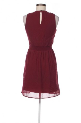 Kleid Vero Moda, Größe S, Farbe Rot, Preis 33,79 €