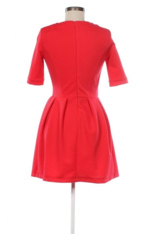 Kleid Vicolo, Größe M, Farbe Rot, Preis 29,99 €