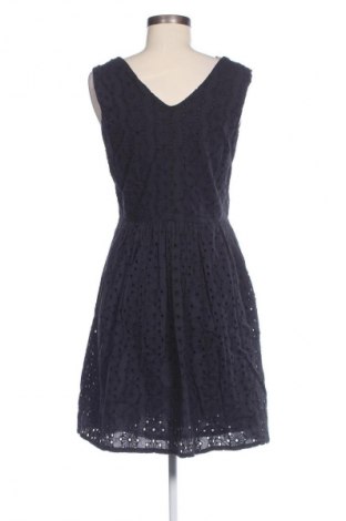 Kleid Yumi, Größe M, Farbe Schwarz, Preis 21,99 €