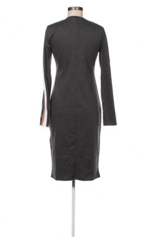 Kleid Zara, Größe L, Farbe Grau, Preis € 23,99