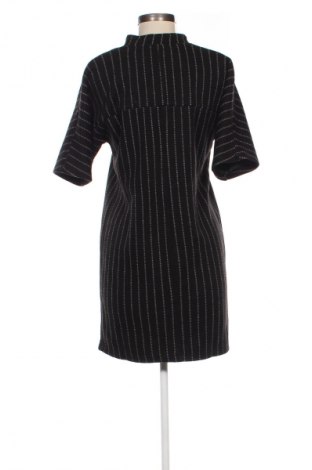 Kleid Zara, Größe S, Farbe Mehrfarbig, Preis 8,99 €