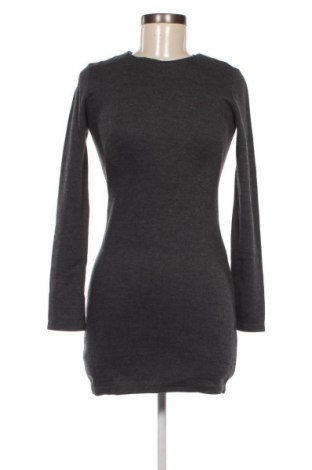 Kleid Zara, Größe S, Farbe Grau, Preis € 3,99