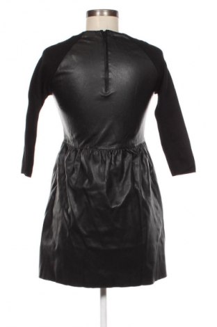 Rochie Zara Knitwear, Mărime S, Culoare Negru, Preț 63,99 Lei