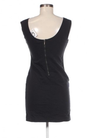 Kleid Zara Trafaluc, Größe M, Farbe Schwarz, Preis 16,99 €