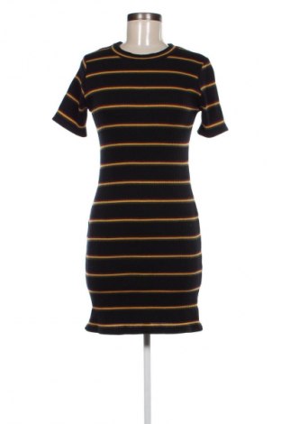 Kleid Zara Trafaluc, Größe M, Farbe Schwarz, Preis € 15,99