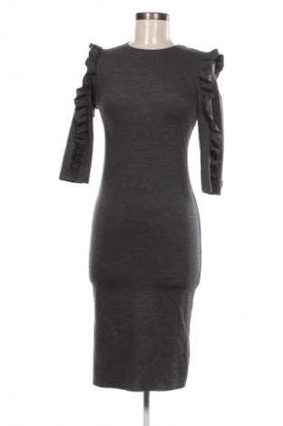 Rochie Zara Trafaluc, Mărime S, Culoare Gri, Preț 63,99 Lei