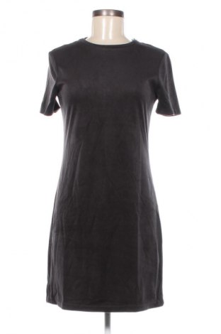 Kleid Zara Trafaluc, Größe S, Farbe Schwarz, Preis € 5,49