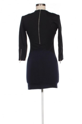 Kleid Zara Trafaluc, Größe M, Farbe Mehrfarbig, Preis € 5,49