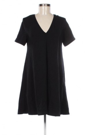 Kleid Zara Trafaluc, Größe L, Farbe Schwarz, Preis € 21,99