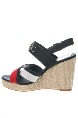 Sandale Tommy Hilfiger, Mărime 38, Culoare Multicolor, Preț 122,99 Lei