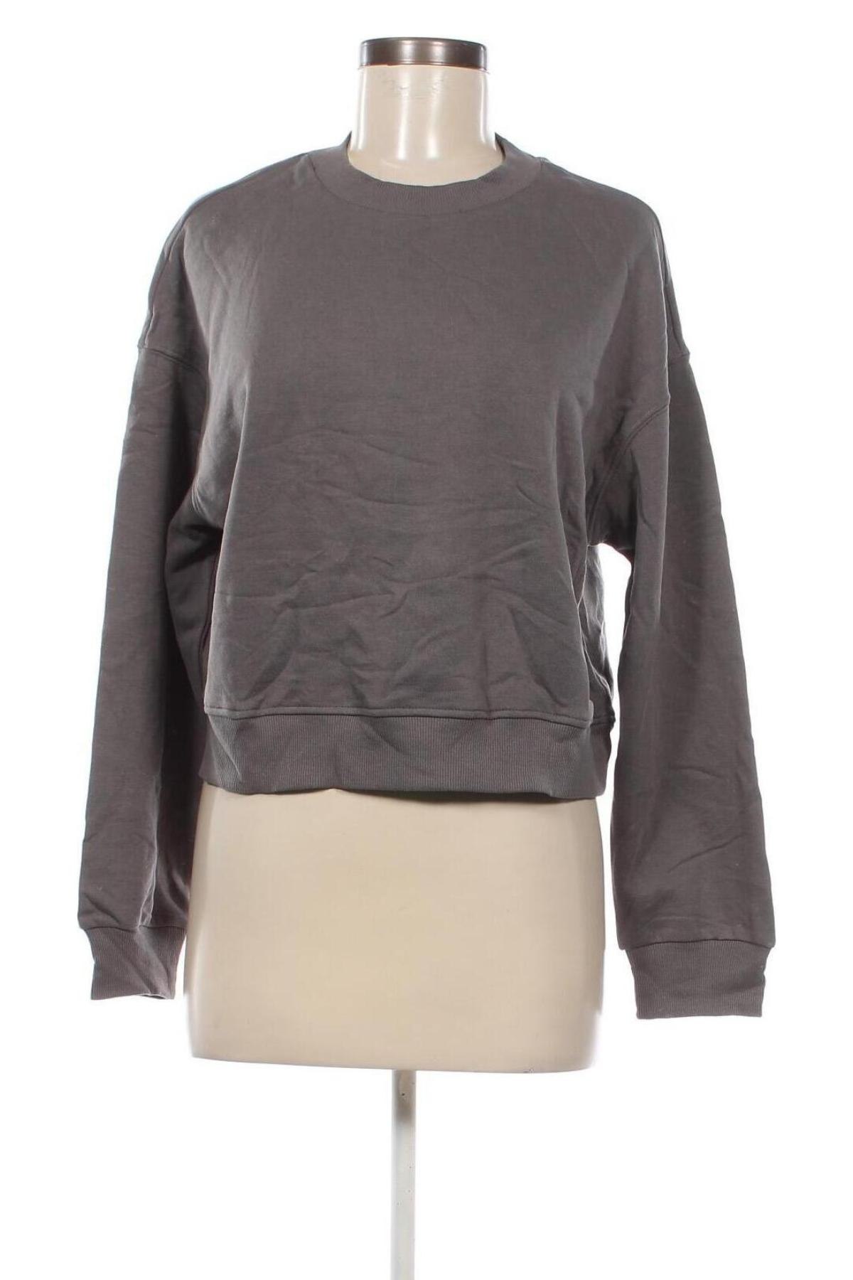 Damen Shirt H&M Divided, Größe S, Farbe Grau, Preis 21,79 €