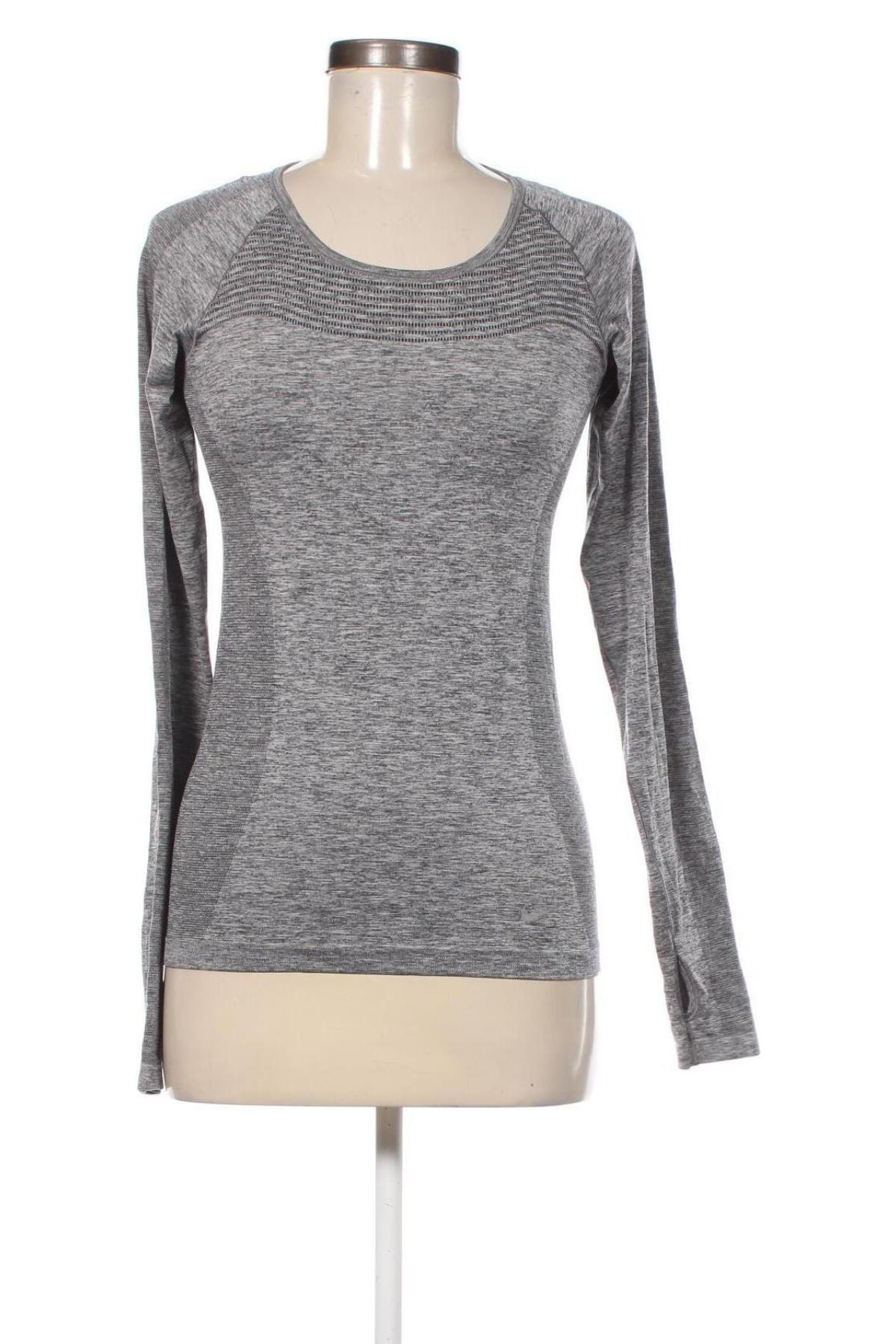 Damen Shirt Nike, Größe S, Farbe Grau, Preis 20,99 €