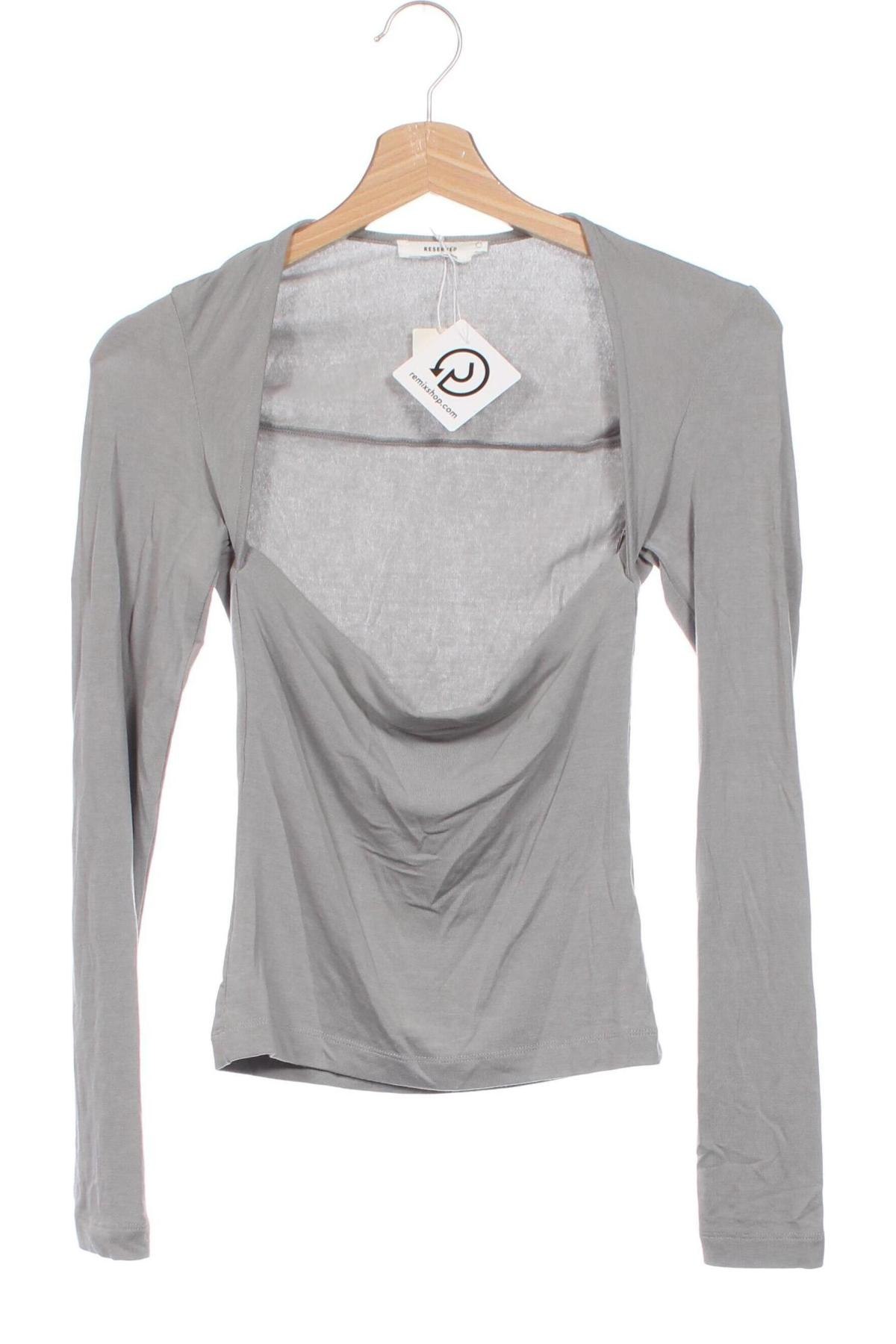 Damen Shirt Reserved, Größe XS, Farbe Grau, Preis 9,99 €