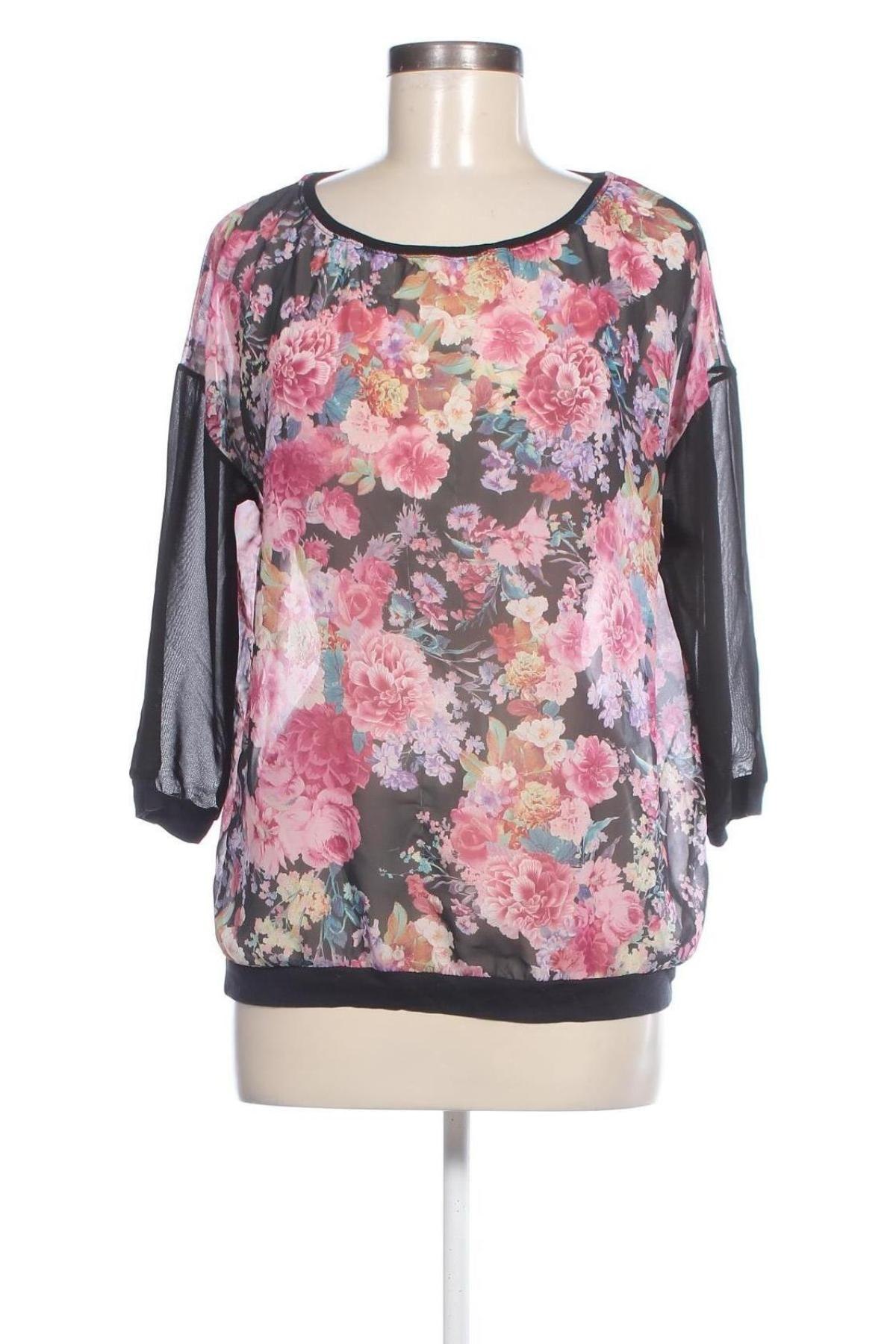 Damen Shirt Stradivarius, Größe M, Farbe Mehrfarbig, Preis € 4,49